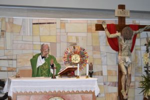 Santa Messa celebrata da Padre Livio - gruppo studi mobili 2023 (57)