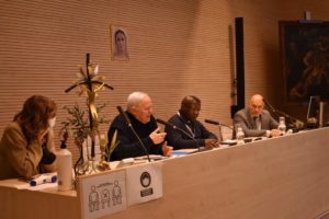 Conferenze-di-Padre-Livio-Origini-e-missione-di-Radio-Maria (57)