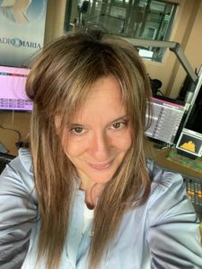 072 Roberta - La storia di Radio Maria sui giornali