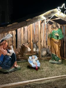 Il presepe esterno di Radio Maria 2023