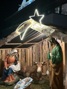 Il presepe esterno di Radio Maria 2023