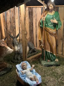 Il presepe esterno di Radio Maria 2023