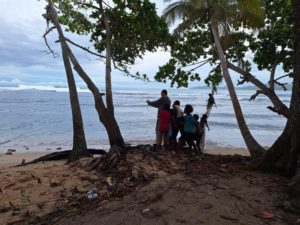 Volontari di Radio Maria Papua Nuova Guinea