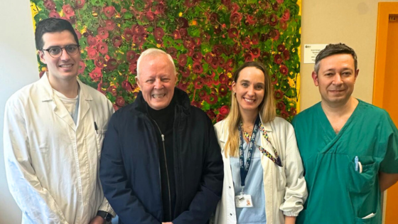 nelle foto P.LIVIO DIMESSO POCO FA - QUI CON L’EQUIPE MEDICA DELL’OSPEDALE SANT’ANNA DI COMO