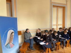 Cappella dei ragazzi della scuola Saint-Jean de Passy di #Parigi in diretta su Radio Maria