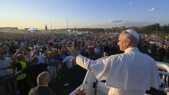 Santa Messa Tor Vergata Giubileo dei giovani 3 agosto (2)